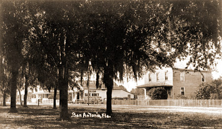 MAINSTREET.jpg